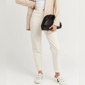 DISSH Mom Jeans in Eggshell